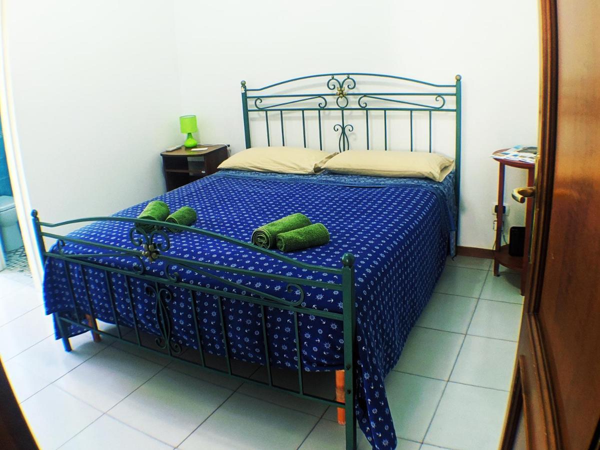 Peppino'S Room เนเปิลส์ ภายนอก รูปภาพ