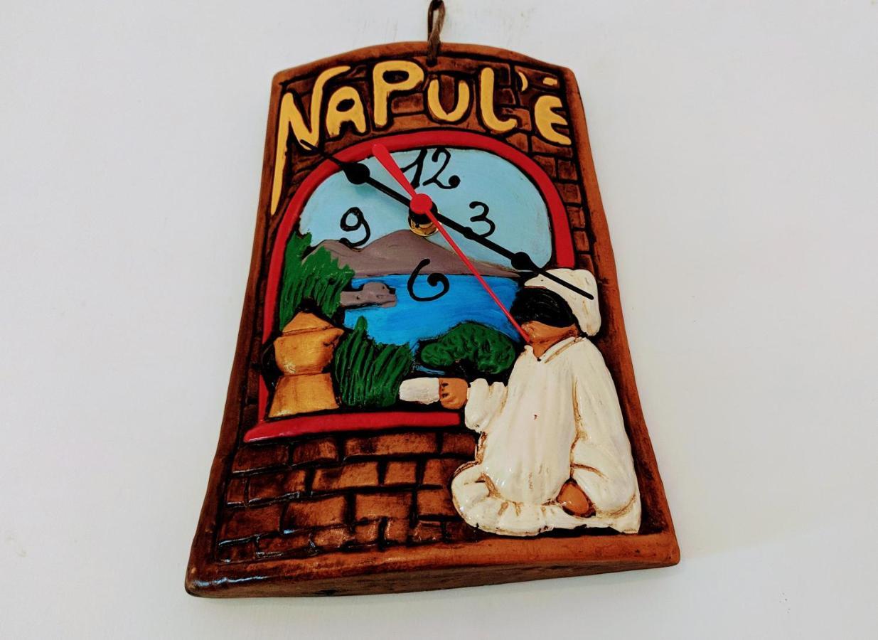 Peppino'S Room เนเปิลส์ ภายนอก รูปภาพ